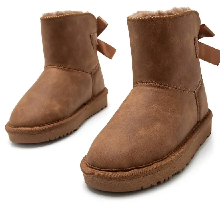 Botines Mustang sky marrones estilo australiana con lazo