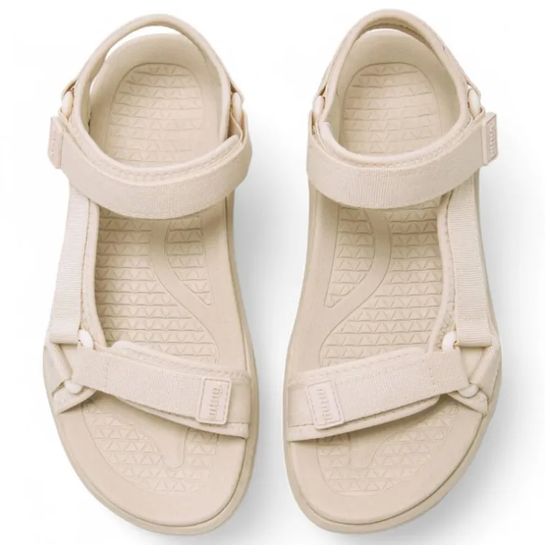 Sandalias planas Mustang tornado beige estilo trekking