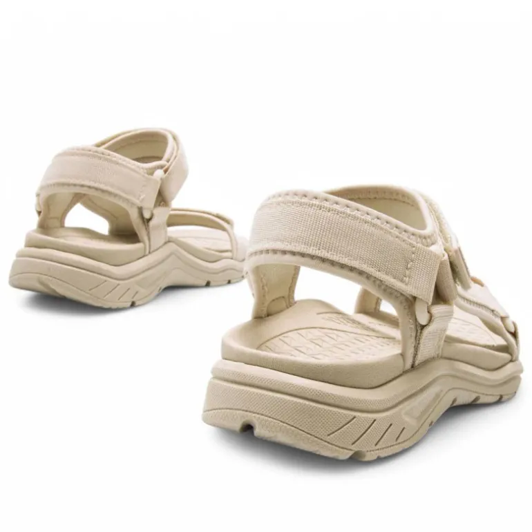 Sandalias planas Mustang tornado beige estilo trekking