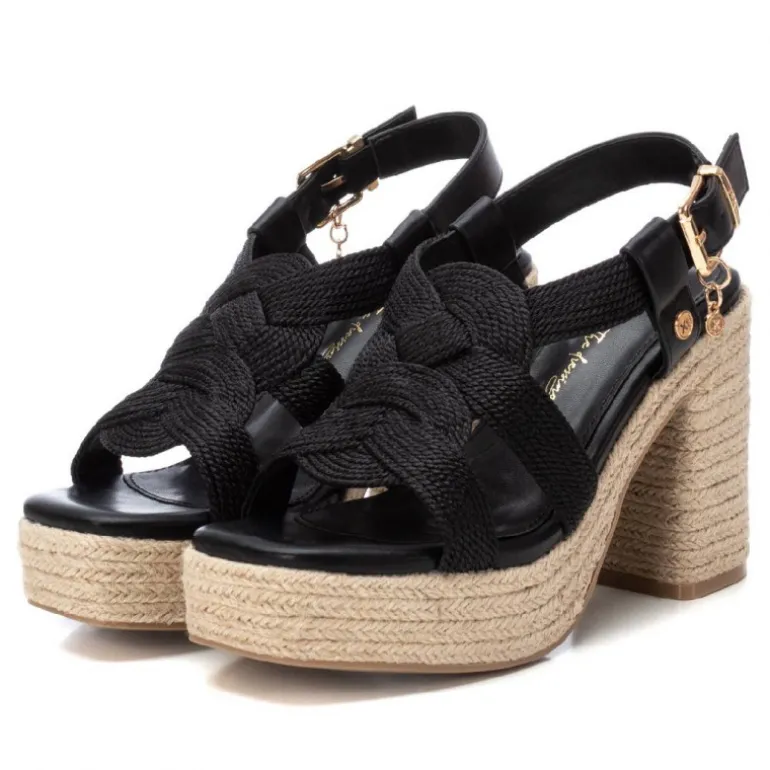 Sandalias tacón Xti negras con trenzado en el empeine